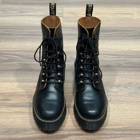 Dr. Martens Leona 7 Hook Boots in Black Size 10 - Picture 15 of 16